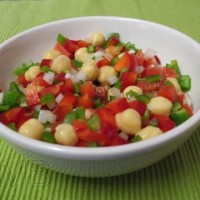 Ensalada de garbanzos y pimientos