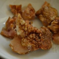Cómo hacer en casa cortezas de cerdo crujientes (sin sartén ni horno)