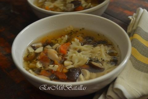 Sopa de setas y pasta - En Mil Batallas