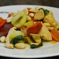 Wok de pollo y verduras