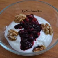 Desayunos con yogur y frutos secos: ideas ricas y fáciles